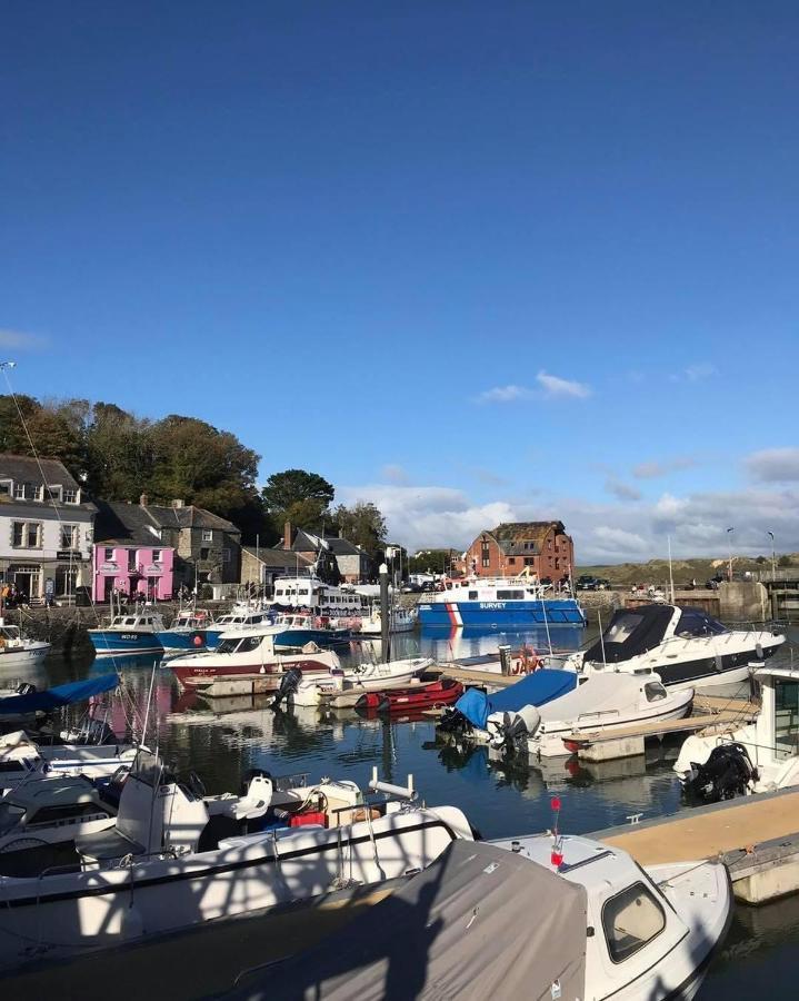 Sunny Corner, Padstow. Spacious 3 Bedrooms, 2.5 Bathrooms, Parking, Garden. 外观 照片
