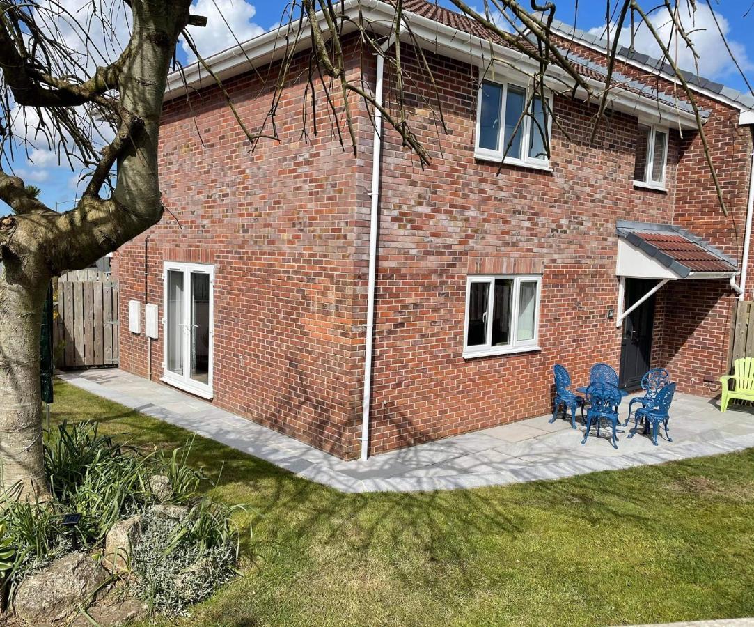 Sunny Corner, Padstow. Spacious 3 Bedrooms, 2.5 Bathrooms, Parking, Garden. 外观 照片