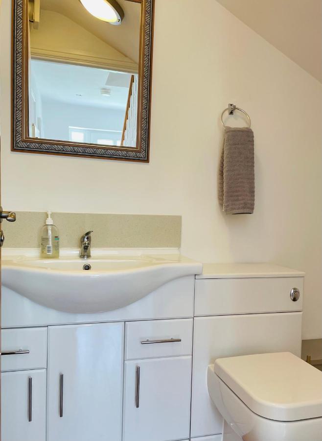 Sunny Corner, Padstow. Spacious 3 Bedrooms, 2.5 Bathrooms, Parking, Garden. 外观 照片